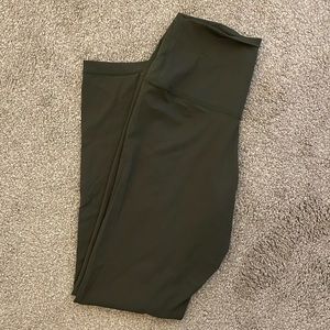 Women’s - Colorfulkoala 7/8 Leggings - size L - Olive Green